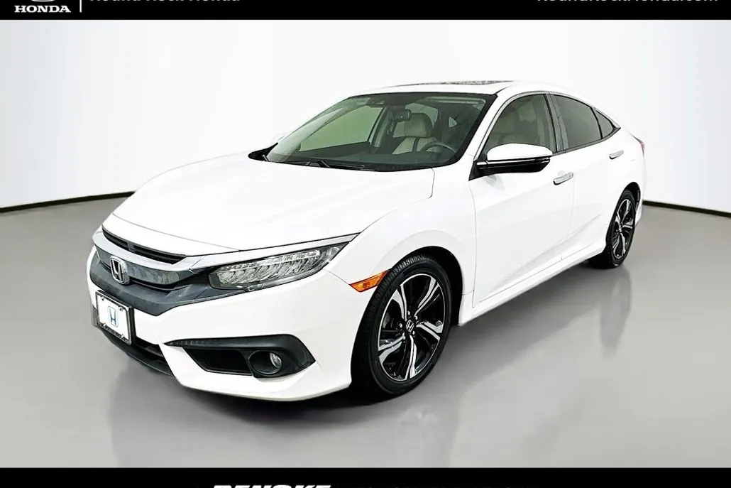 2018 Honda Civic Touring photo 1