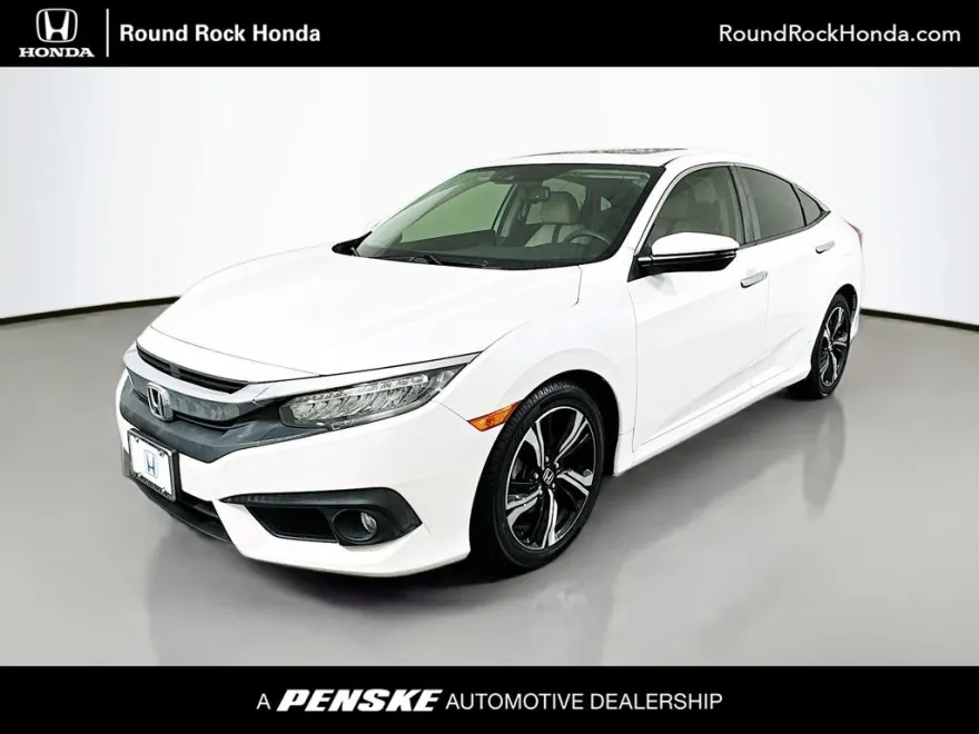 2018 Honda Civic Touring photo 1