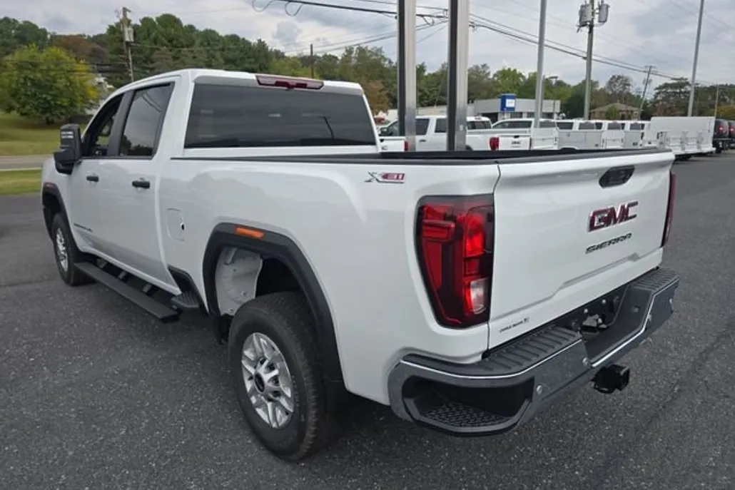 2026 Gmc Sierra 2500 HD Pro photo 1