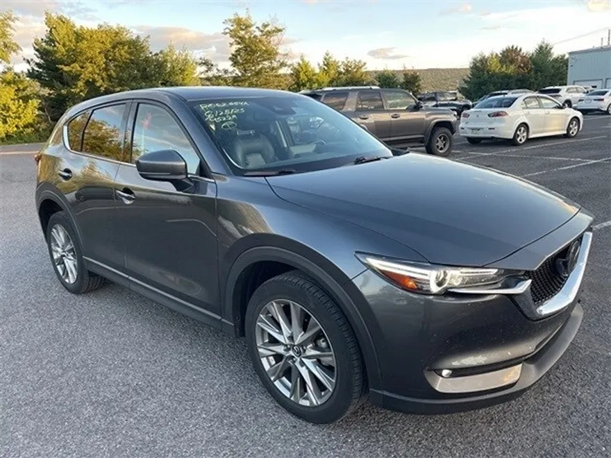 2021 Mazda CX-5 Grand Touring photo 1