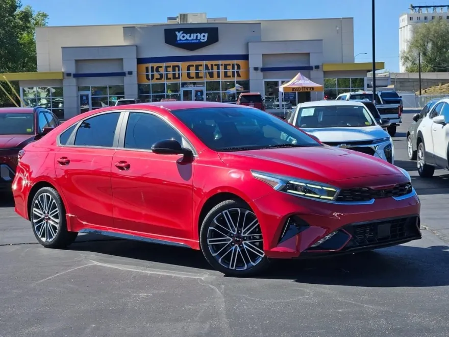 2022 Kia Forte GT photo 1