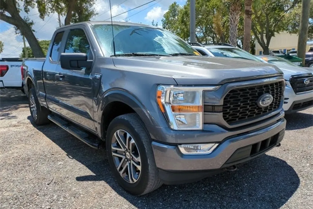 2021 Ford F-150 XL photo 1