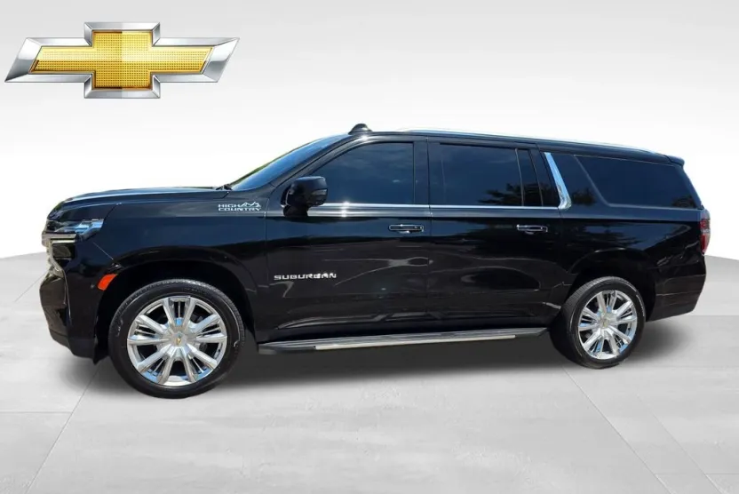 2022 Chevrolet Suburban High Country photo 1