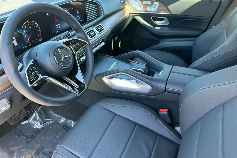 2026 Mercedes Benz GLE 350 4MATIC photo 1