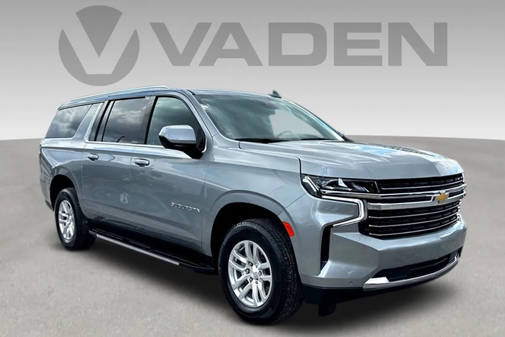 2024 Chevrolet Suburban LT photo 1