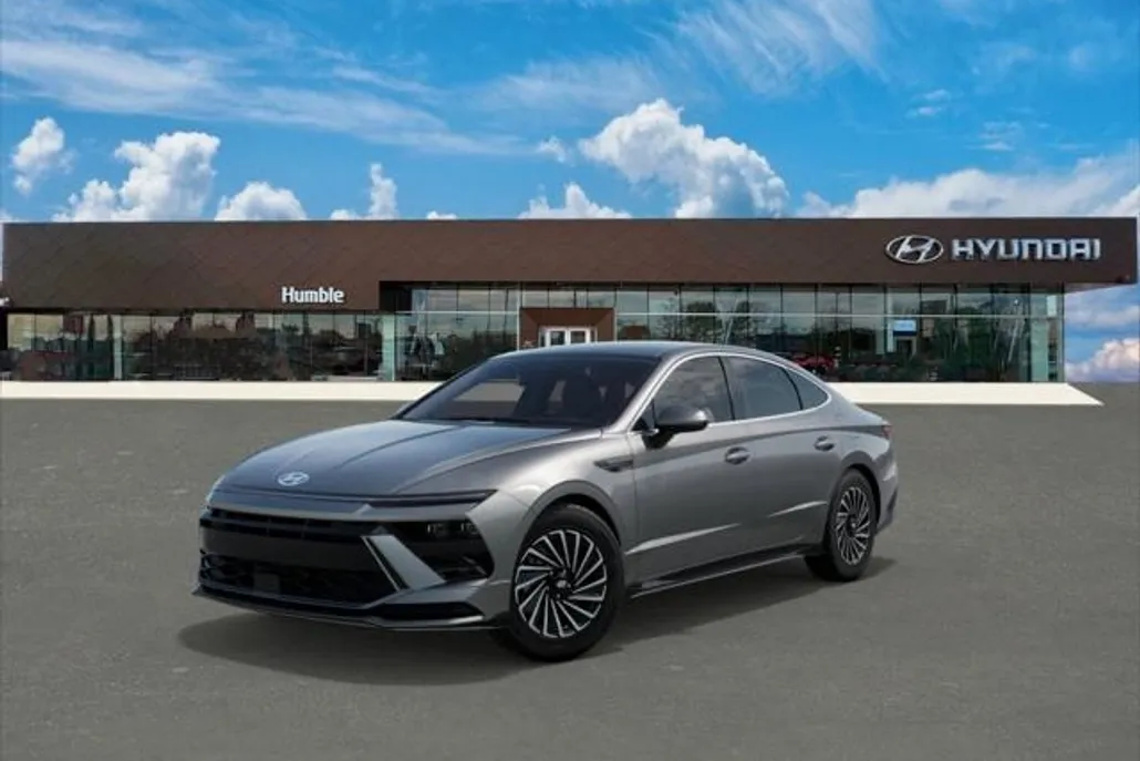 2025 Hyundai Sonata Hybrid SEL photo 1