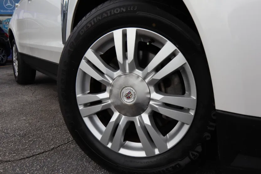 2013 Cadillac SRX Base photo 1
