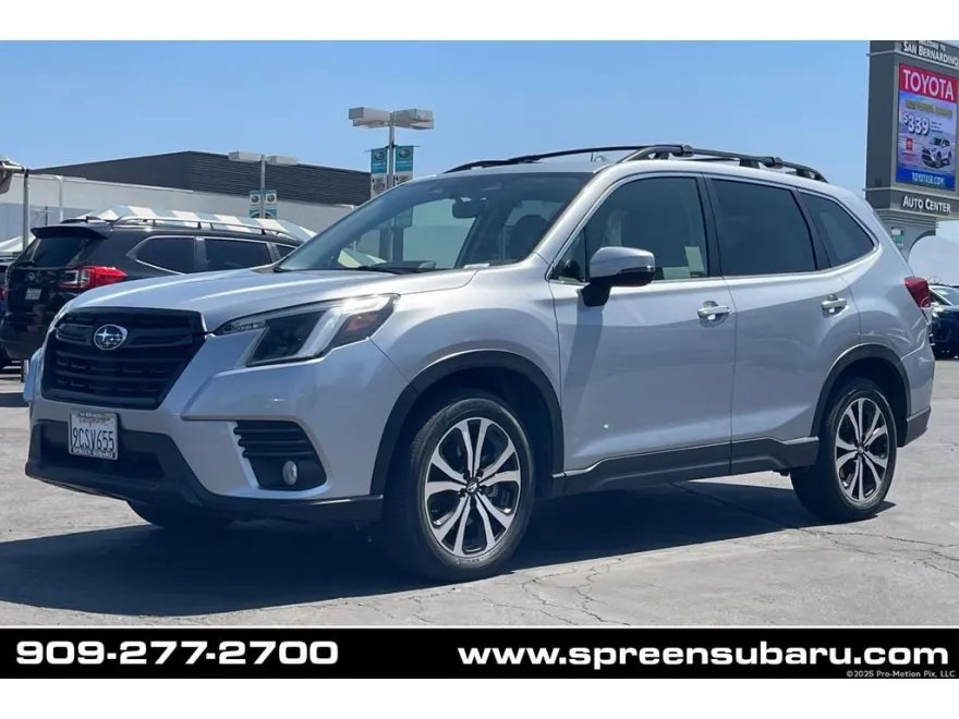 2022 Subaru Forester Limited photo 1