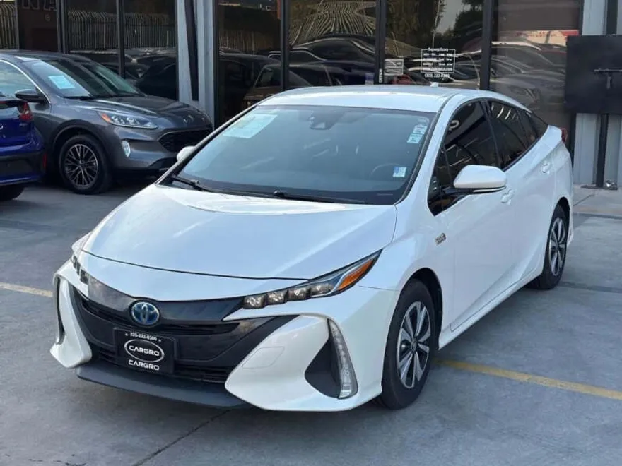 2018 Toyota Prius Prime Plus Premium Advanced photo 1