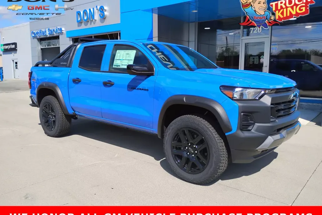 2025 Chevrolet Colorado Trail Boss photo 1