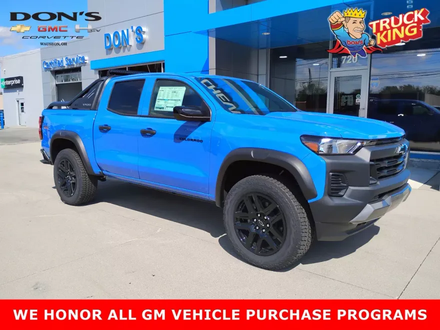 2025 Chevrolet Colorado Trail Boss photo 1