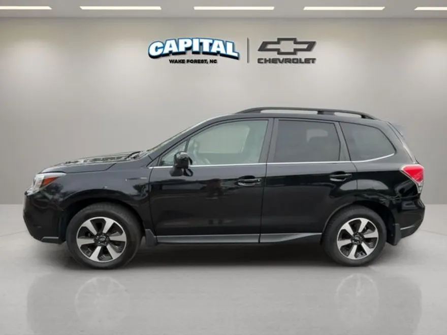 2017 Subaru Forester 2.5i Limited photo 1