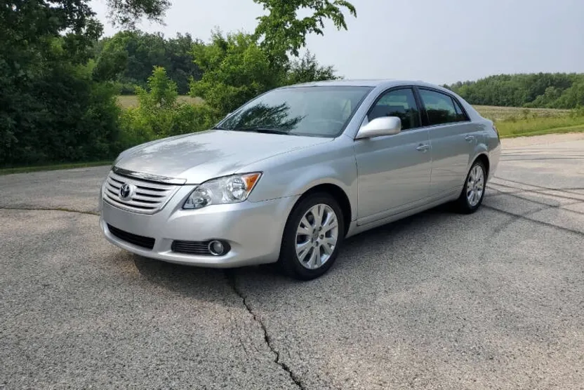 2008 Toyota Avalon Touring photo 1