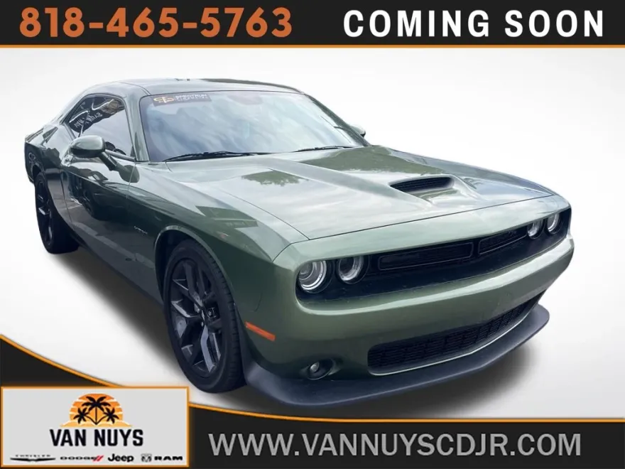 2022 Dodge Challenger R/T photo 1
