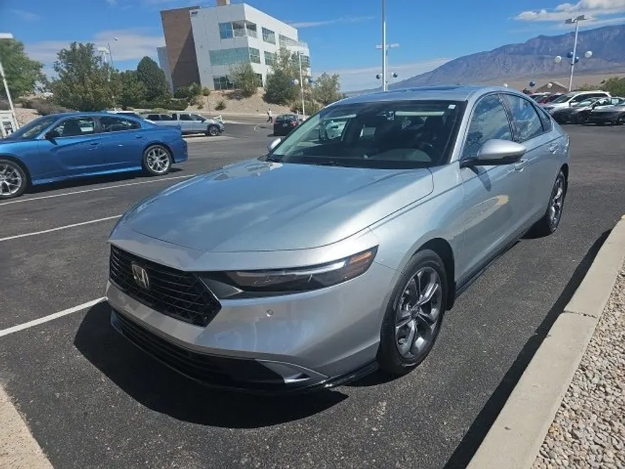 2024 Honda Accord Hybrid EX-L photo 1