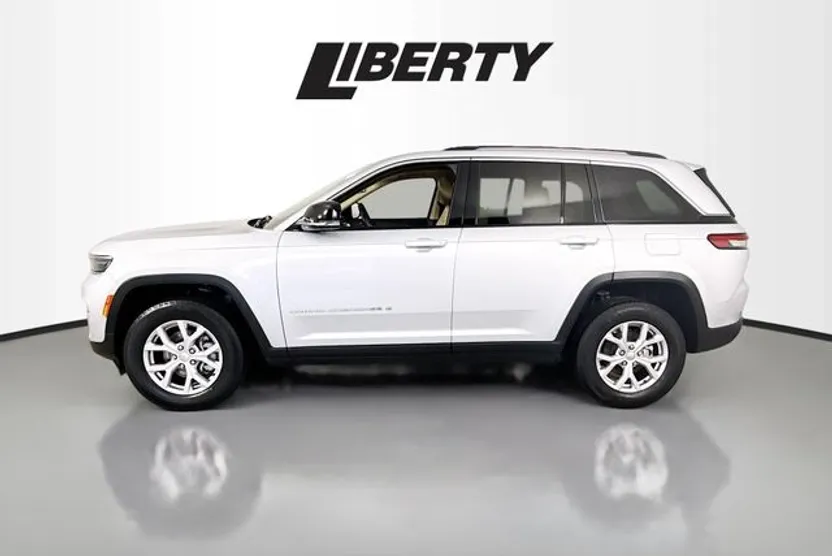 2022 Jeep Grand Cherokee Limited photo 1