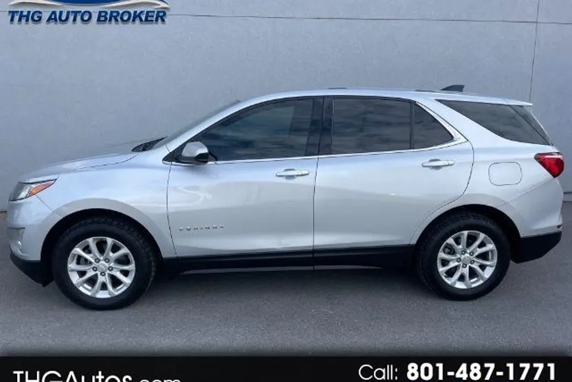 2018 Chevrolet Equinox LT photo 1