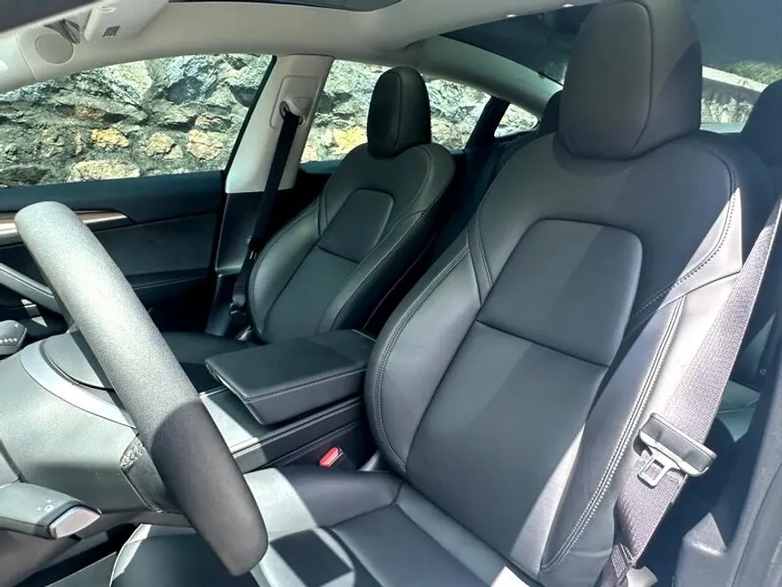 2023 Tesla Model 3 Long Range photo 14