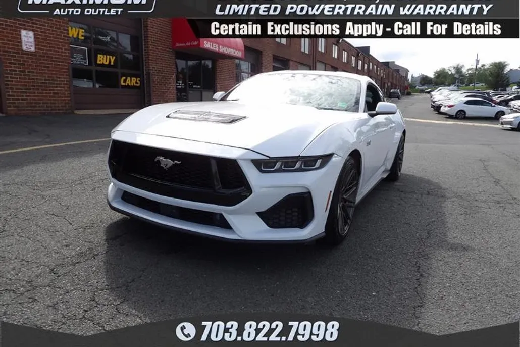 2024 Ford Mustang GT photo 1
