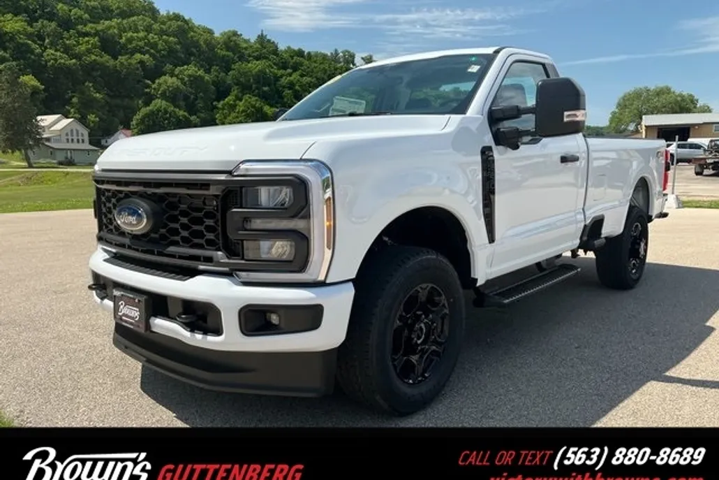 2025 Ford F-350 XL photo 1