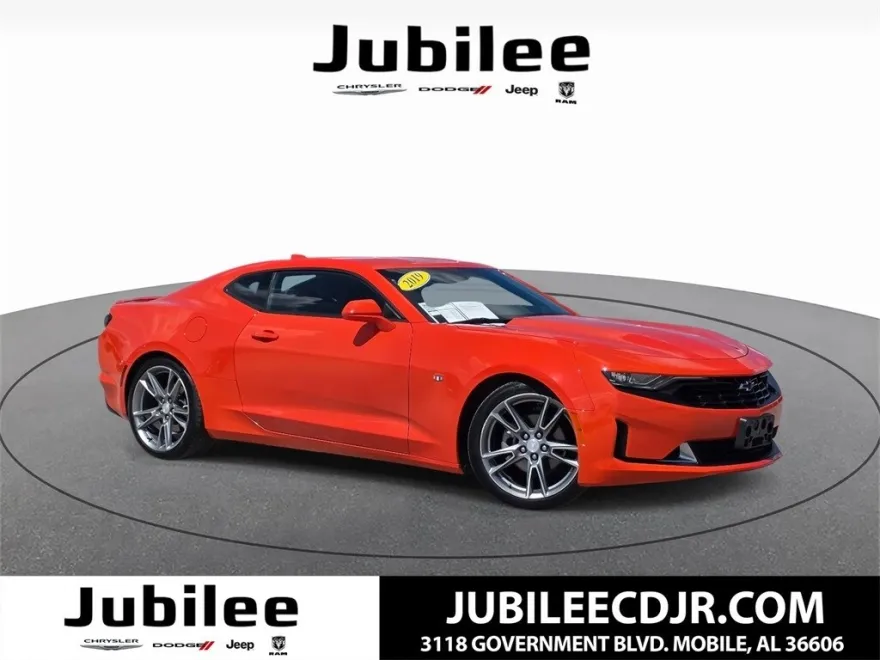2019 Chevrolet Camaro 2LT 3LT photo 1