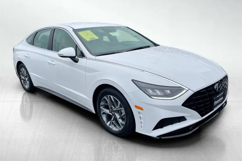 2023 Hyundai Sonata SEL photo 1
