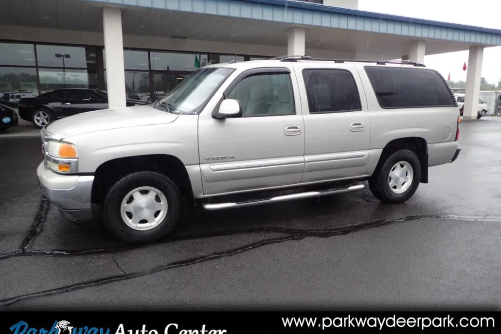 2005 Gmc Yukon XL SLE 1500 photo 1