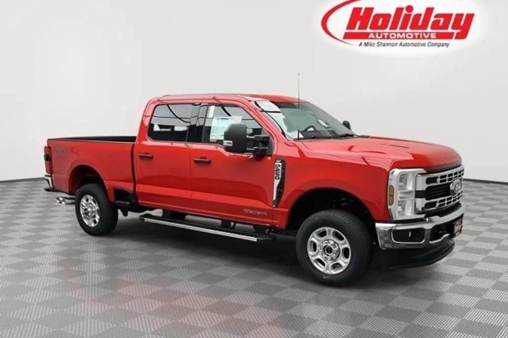2025 Ford F-250 XLT photo 1