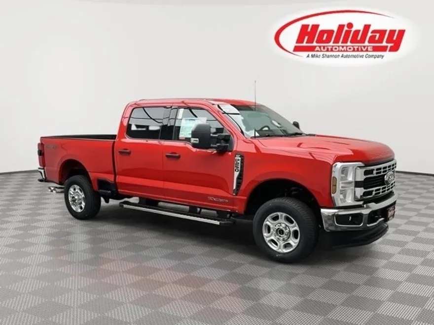 2025 Ford F-250 XLT photo 1