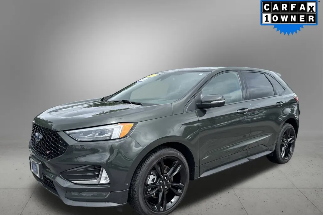 2022 Ford Edge ST photo 1