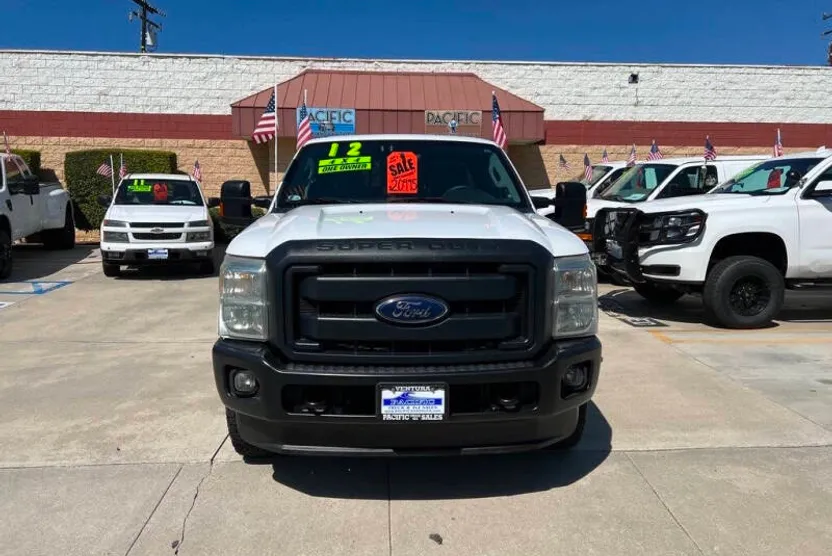 2012 Ford F-250 XLT photo 1