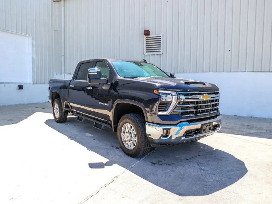 2024 Chevrolet Silverado LTZ photo 1