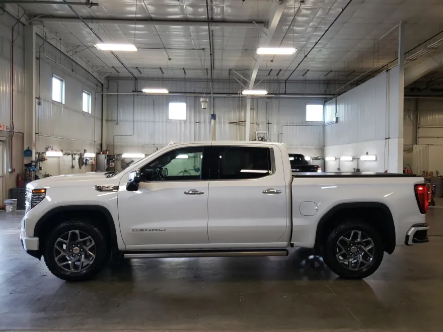2023 Gmc Sierra 1500 Denali photo 1