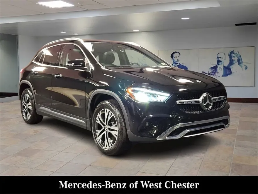 2025 Mercedes Benz GLA 250 4MATIC photo 1
