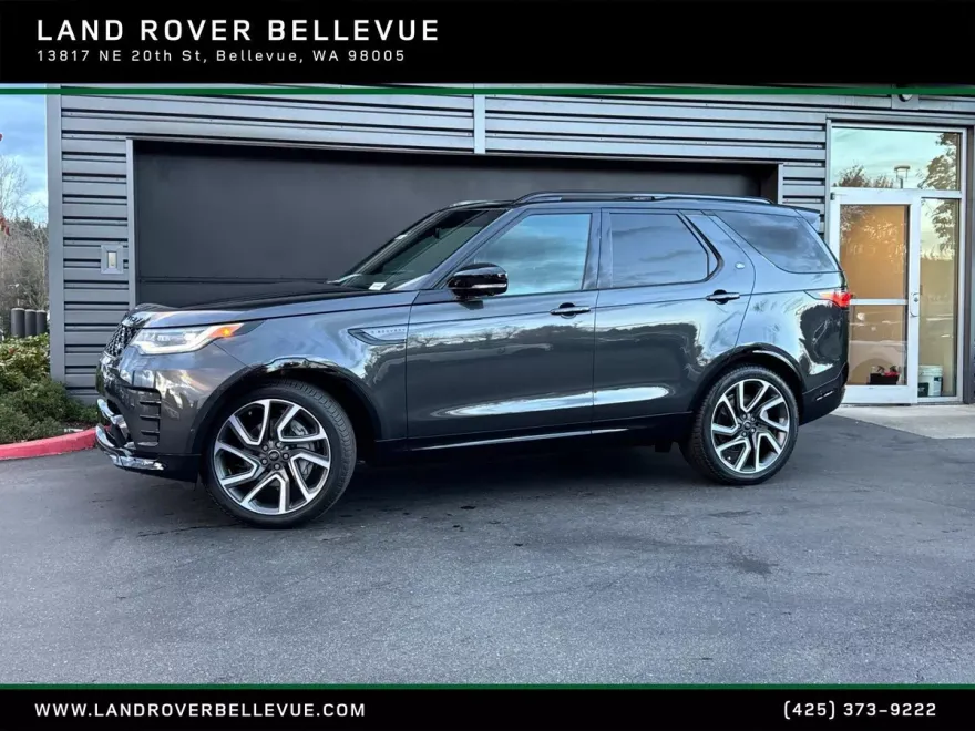2024 Land Rover Discovery SE photo 1