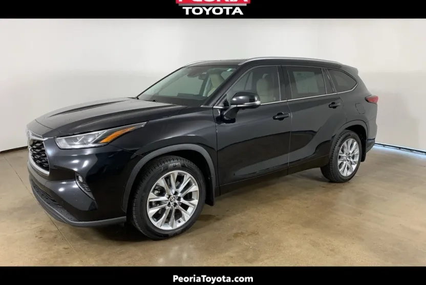 2023 Toyota Highlander Limited photo 1