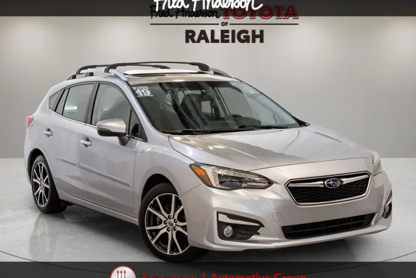 2019 Subaru Impreza 2.0i Limited photo 1