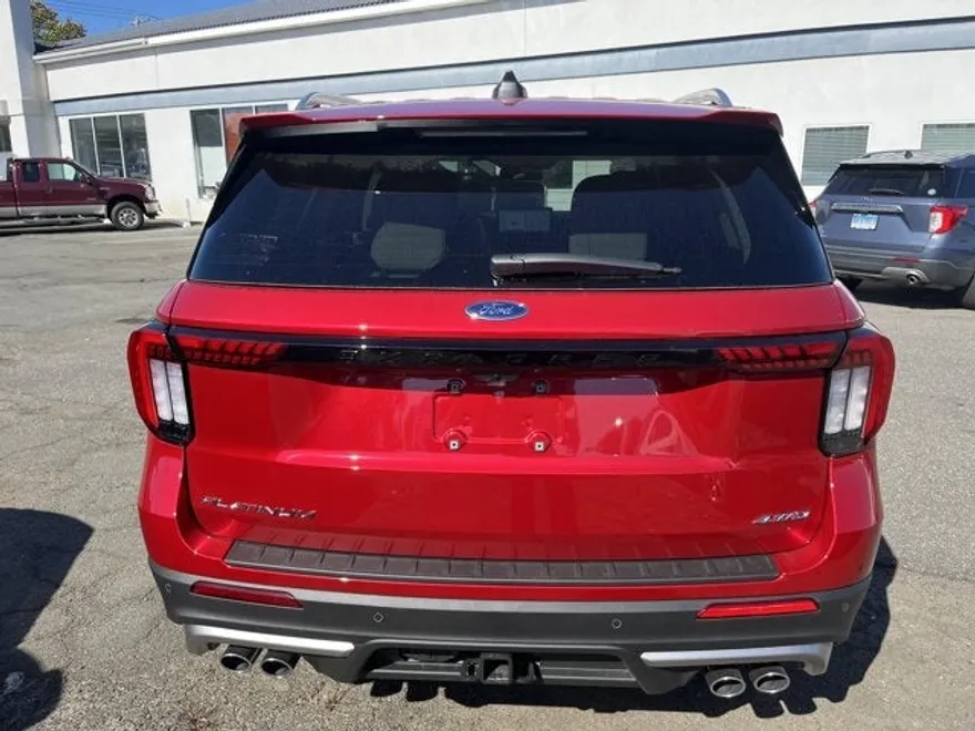 2025 Ford Explorer Platinum photo 1