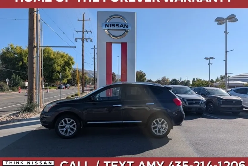 2013 Nissan Rogue SL photo 1