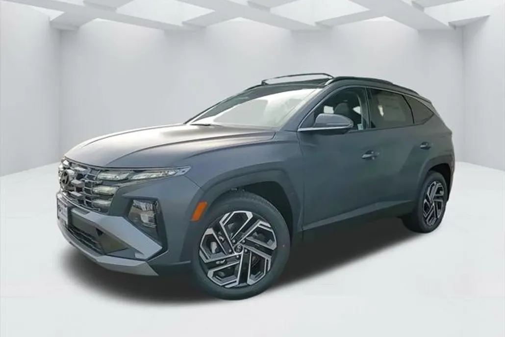2025 Hyundai Tucson Limited photo 1