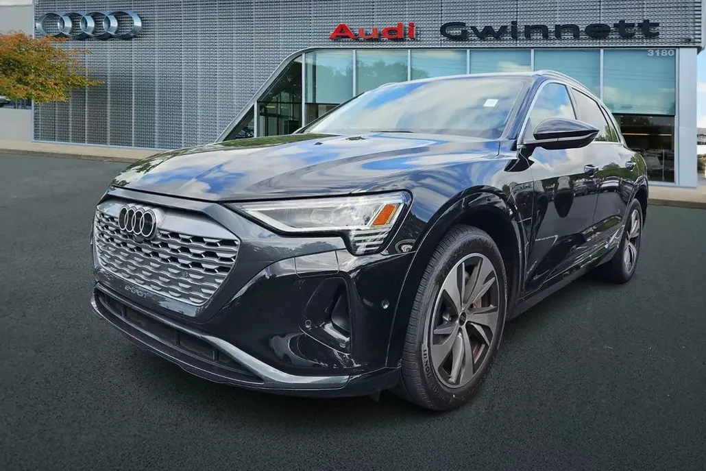 2024 Audi Q8 E-tron Premium Plus photo 1