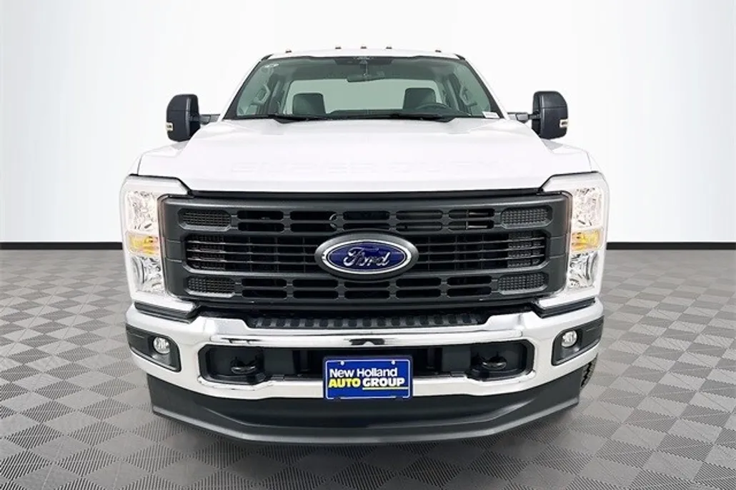 2026 Ford F-350 XL photo 1