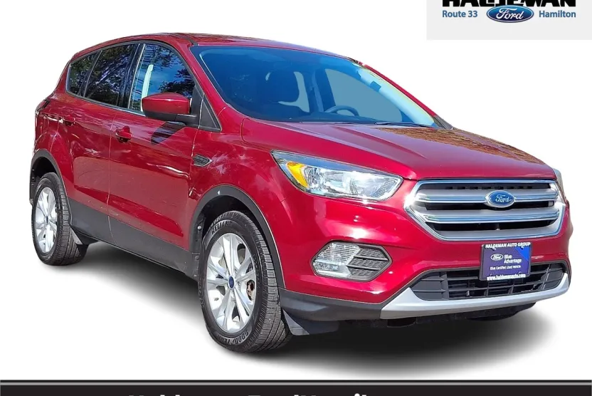 2017 Ford Escape SE photo 1