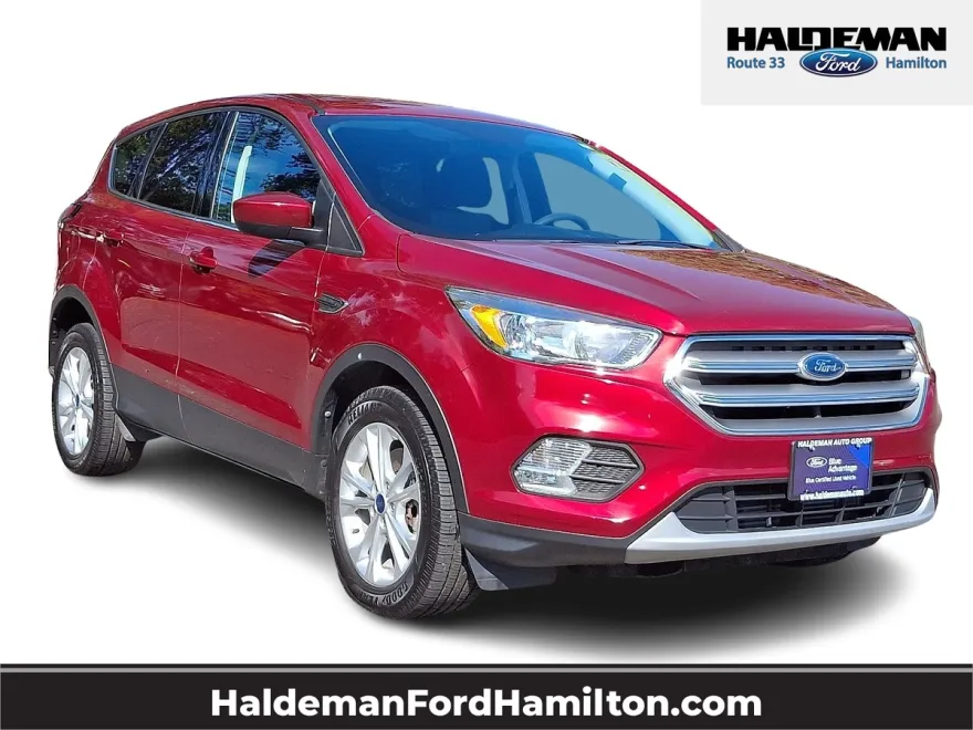 2017 Ford Escape SE photo 1