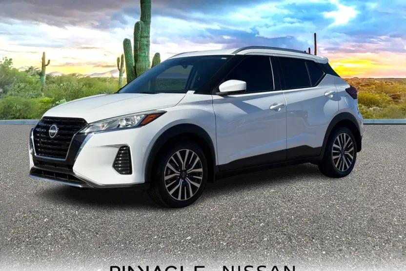 2022 Nissan Kicks SV photo 1