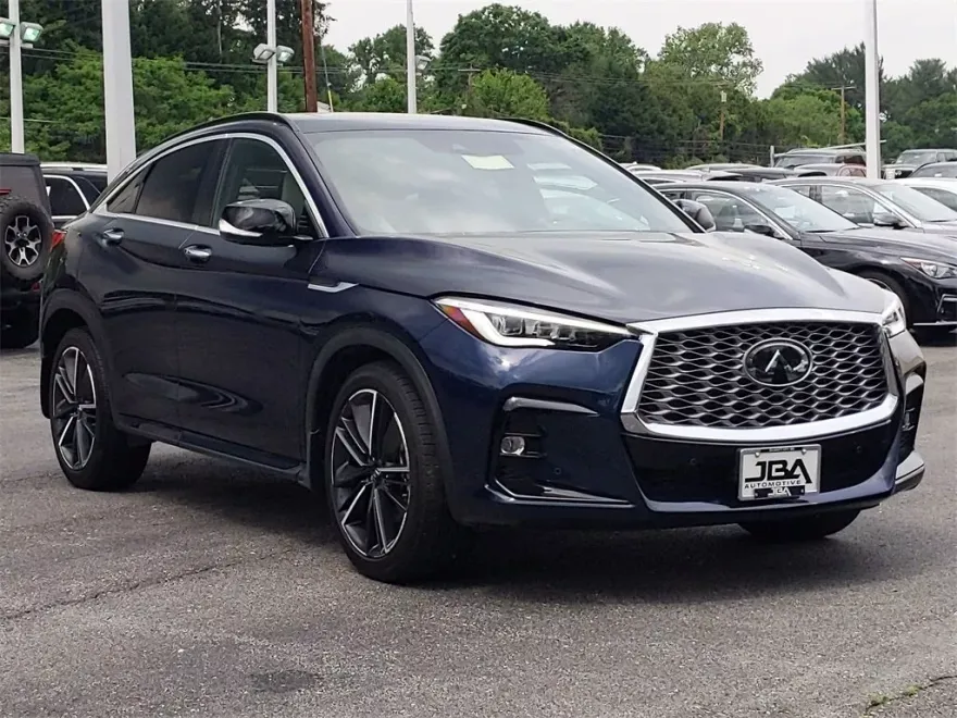 2022 Infiniti QX55 Essential photo 1