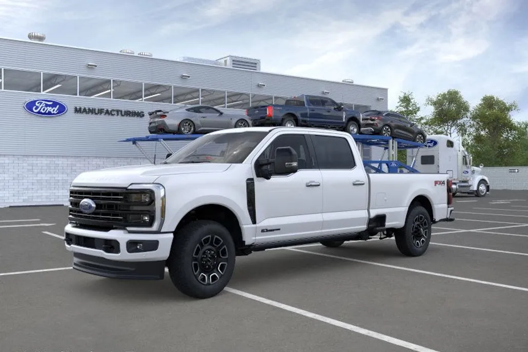 2026 Ford F-350 Platinum photo 1
