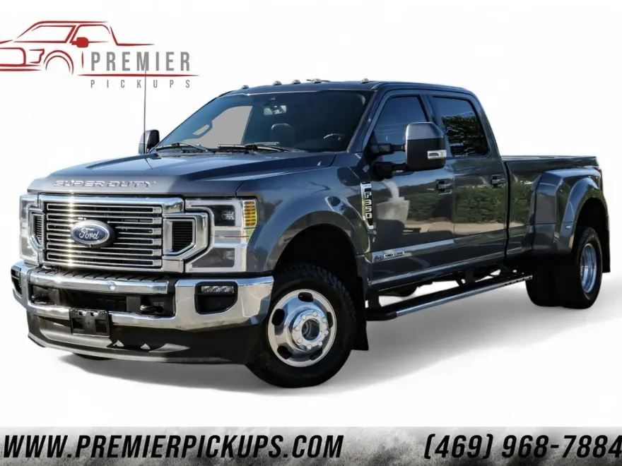 2022 Ford F-350 Lariat photo 1