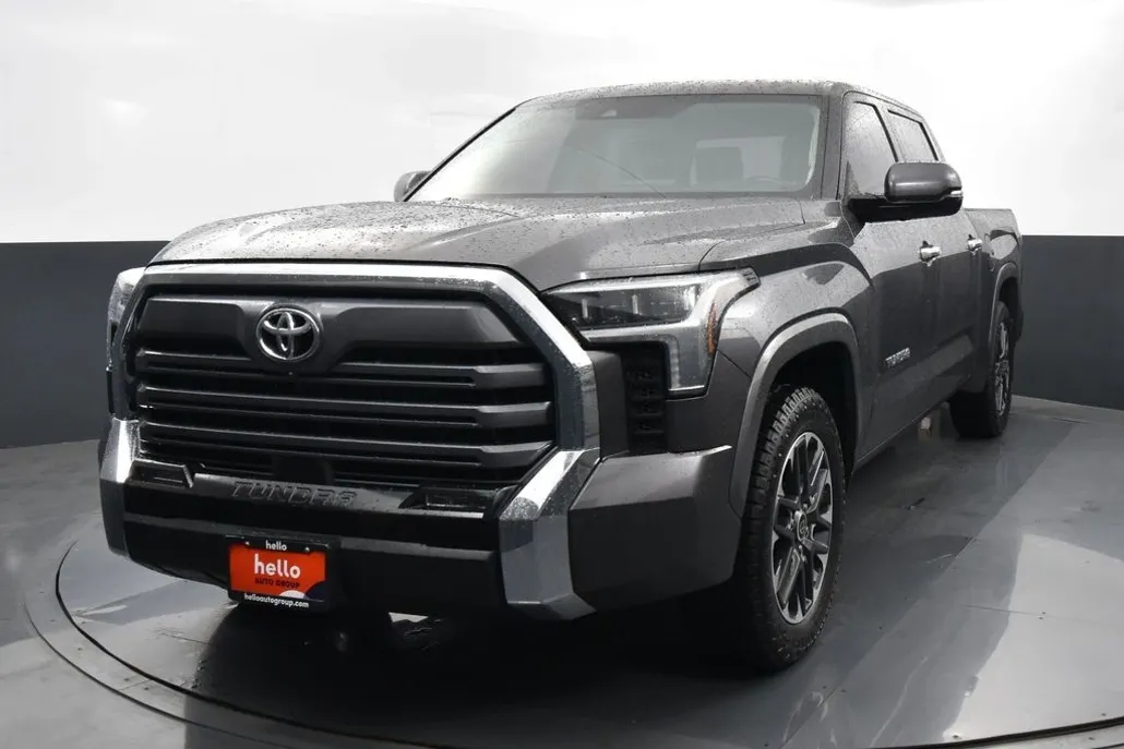 2022 Toyota Tundra Limited photo 1