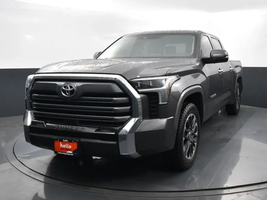2022 Toyota Tundra Limited photo 1